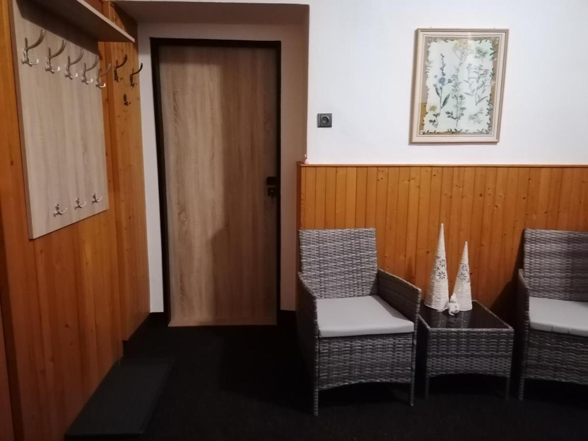 Apartman 88 Cervena Voda Exterior photo
